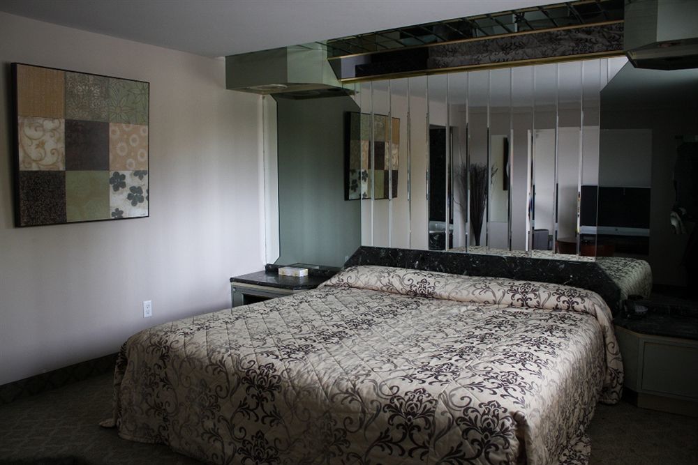 Grand Motel Saint-Hubert 롱게일 외부 사진
