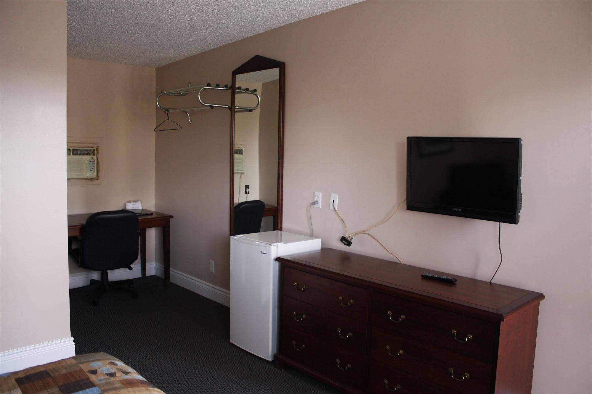 Grand Motel Saint-Hubert 롱게일 외부 사진